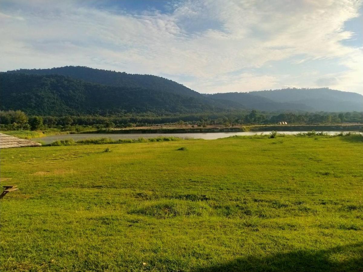 Samerdrow Khao Yai Mu Si Dış mekan fotoğraf