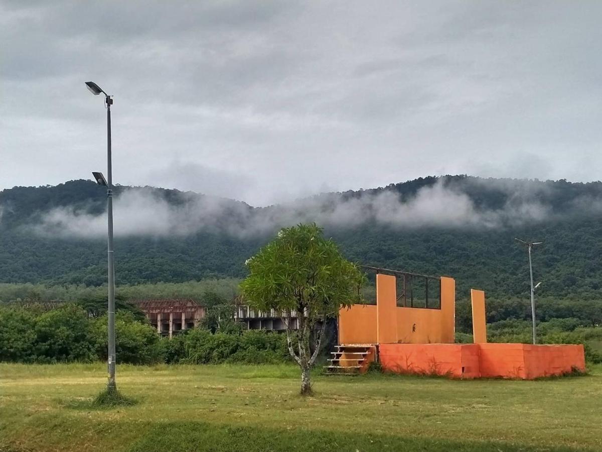 Samerdrow Khao Yai Mu Si Dış mekan fotoğraf