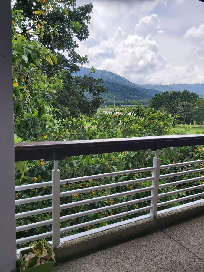 Samerdrow Khao Yai Mu Si Dış mekan fotoğraf